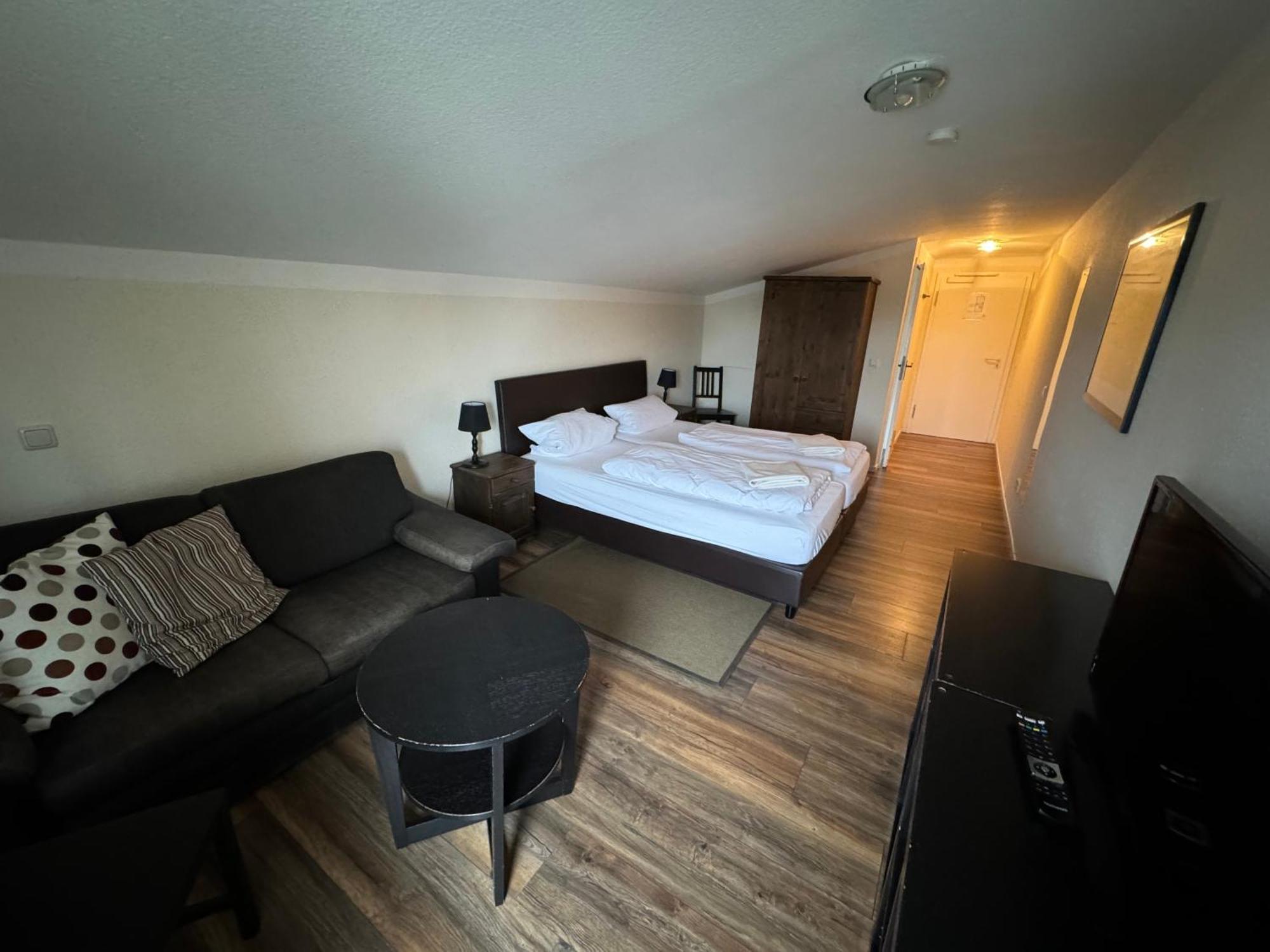 Borgo Antico Hotel Фемарн Экстерьер фото