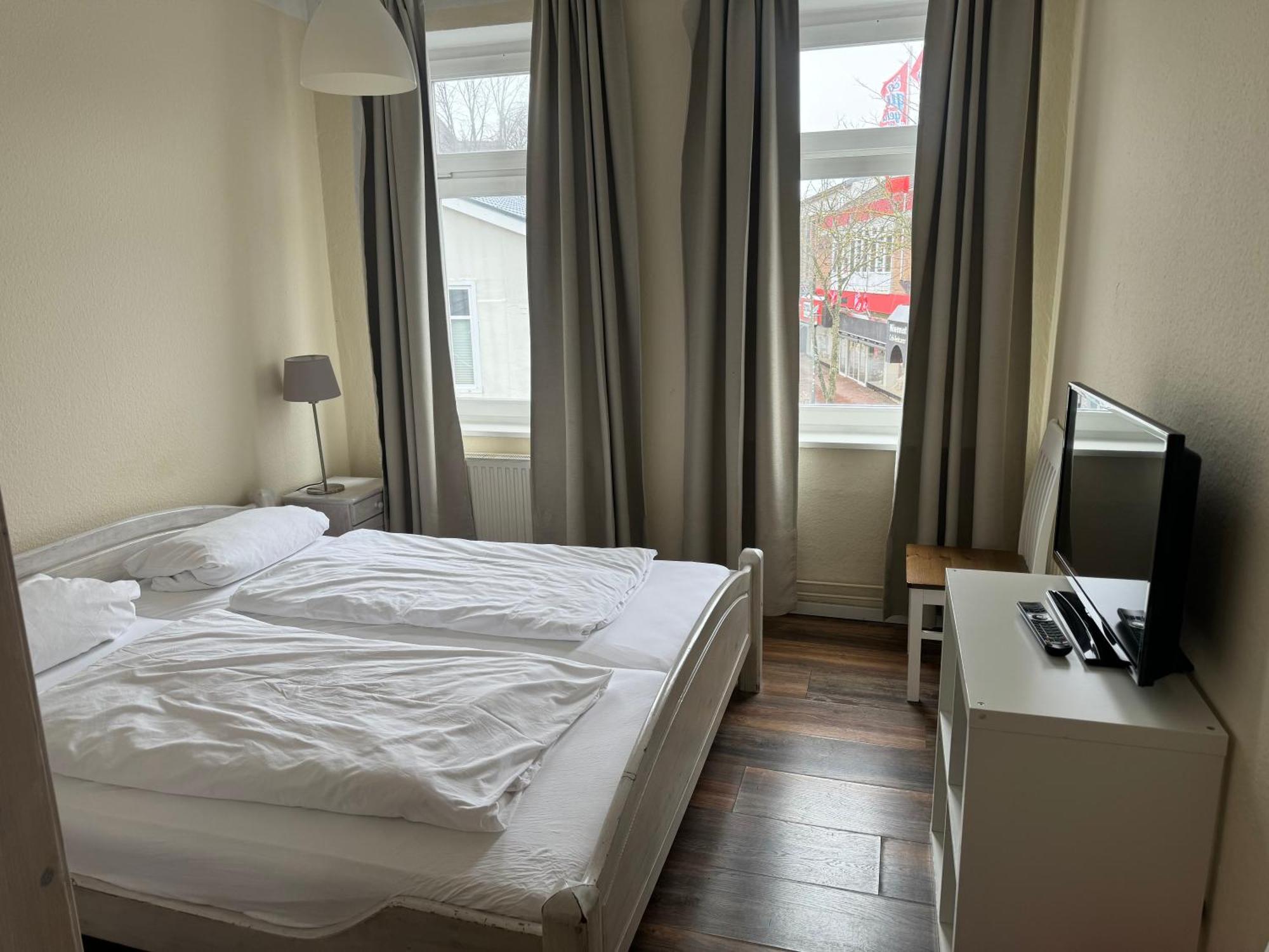 Borgo Antico Hotel Фемарн Экстерьер фото
